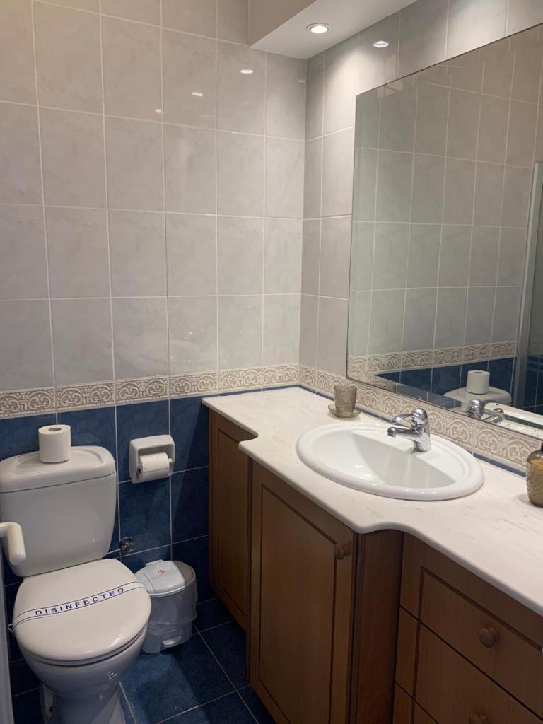 Regina Gardens - Spacious 3 Bed, 2 Bath Maisonette Paphos Bagian luar foto