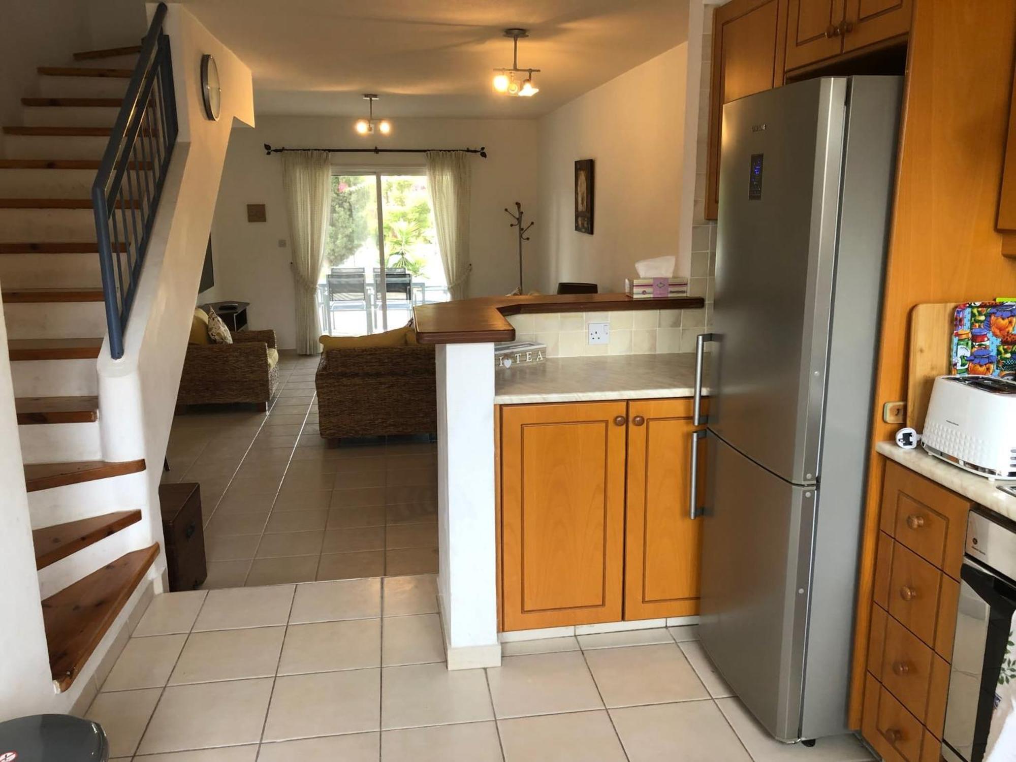 Regina Gardens - Spacious 3 Bed, 2 Bath Maisonette Paphos Bagian luar foto